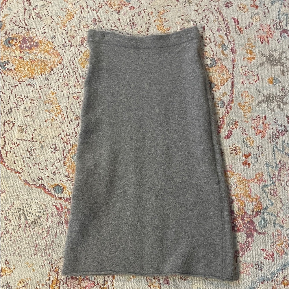 Reformation small stretch gray midi skirt 100% wool classic bodycon streetwear